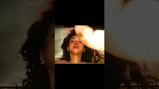 فتاة ت خد ر وتبتسم قبل خطفها   لكن حبيبها الكفيف يفاجئ القاتل     دندنها