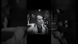 انت شايف الحب كله عيون وهمس لكن انا شايف احلاكلام عشاق ياحبيبي هو كلام الشفايف 