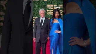 كاثرين زيتا جونز ومايكل دوجلاس يتألقان على السجادة الحمراء لافتتاح مهرجان البحر الأحمر السينمائي 