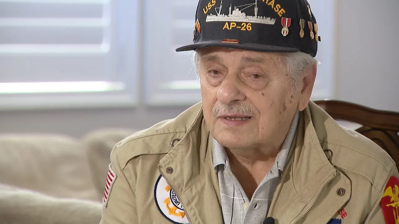 RAW: WWII veteran recalls storming Omaha Beach on D-Day