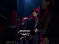 Lagu Throwback to Prince's guitar solo at the 2004 Rock \u0026 Roll Hall Of Fame | SPIN