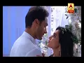 Download Lagu Tu Sooraj Main Saanjh Piyaji: Uma Shankar carries Kanak in his arms while entering the house