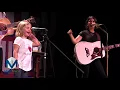 Maren Morris Invites Superfan Riley On Stage To Sing 'Sugar'