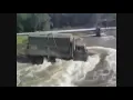 Download Lagu Aksi nekad sopir truck menerjang banjir,mengerikan