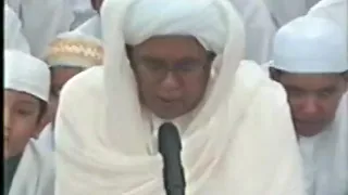 Download Abah Guru Sekumpul - Innafatahna - Maulid Azab - part 1 MP3