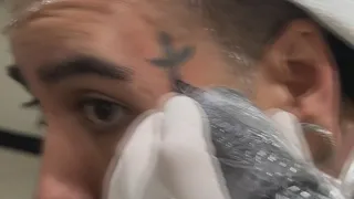 mim tatuano na cara de madrugas