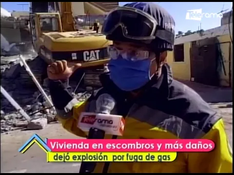 Vivienda en escombros y más daños dejó explosión por fuga de gas