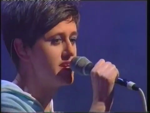 Download MP3 Everything But The Girl - Before Today \u0026 Missing - (Live on The White Room, 1996)