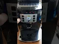 Download Lagu Cum setam temperatura apei la Delonghi Magnifica S #delonghi #coffee #shorts