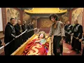 Download Lagu 遭欺辱的窮小子祖宗顯靈，一顆藥救活女帝，得頂級和田玉轉手賣上億，從此逆轉人生！#短劇 #逆襲 #萌娃 #親情