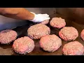 American Food - GIANT ONE POUND HAMBURGERS Jackson Hole Burgers NYC