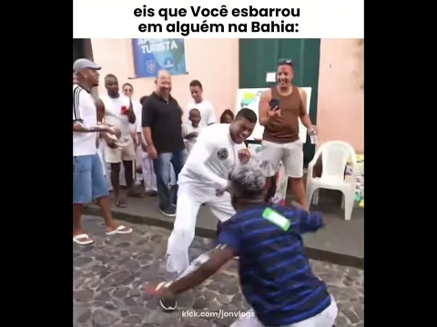 PIGMEU LUTANDO CAPOEIRA 😂