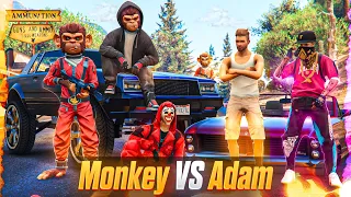 Monkeys Ne Clock Tower Pe Kabza Karliya 😂