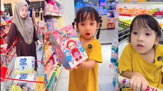 Mommy Azhira Bingung Beli Mainan Blindbox🤣 #azhirasyafia