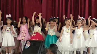 اول يوم جنبي في مدرستي  عن الام  دندنها