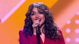 زينب حسن تغني وتشعل المسرح بأغنية البادي اظلم لجنات 