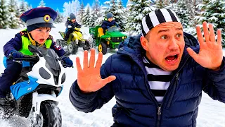 Blue Tractor Police Catches the Thief! ❄️ 20-Minute Winter Adventure for Kids