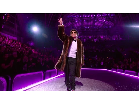 Download MP3 Bruno Mars - Chunky (from the Victoria’s Secret 2016 Fashion Show) (Official Live Performance)