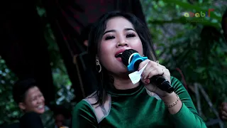 Download DUA LALAKI BY NUNG ULQISMA  ON YOLANDA SHOW 13 December 2021 LIVE  SINGKUP MP3