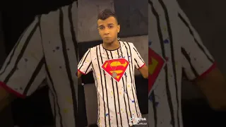 عصام صاصا انا عايش وسط بشر جاحده مش زمبي يا بيه 