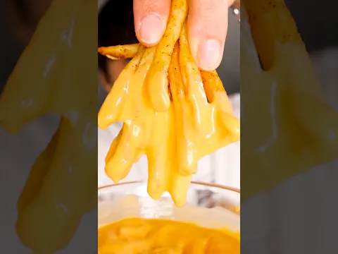 Popeyes ASMR #asmr #mukbang #popeyes #friedchicken #fries #onionrings #cheese #sauce