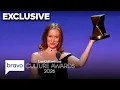 Hannah Einbinder s Acceptance Speech For Bisexuality In Media Award Las Culturistas Awards Bravo