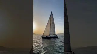 Racing the setting sun ❤️ #ourladydefiant #yachtracing #cruisinglife #liveaboard