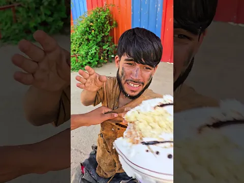 Poor short man was mocked for eating cake 🎂 😢 💕
