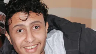 صلاح العدس اسمر شل عقلي وخلاني ابيه  احبك بس مقدر اداري فعلتك  اجمل الاغاني عالمي     دندنها
