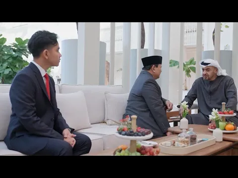 Download MP3 Bertemu di Abu Dhabi, Prabowo dan Gibran Sampaikan Salam dr Presiden Jokowi pd MBZ