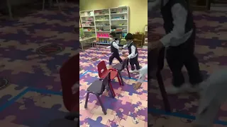 لعبة الكراسي دندنها