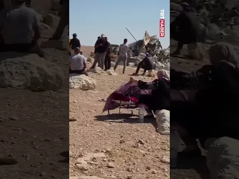 Yıkımın ortasında beşikte bir bebek. İşgalci İsrail, Batı Şeria’da bir aileyi daha evsiz bıraktı