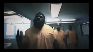 ساعات العمر بتخرف   دندنها