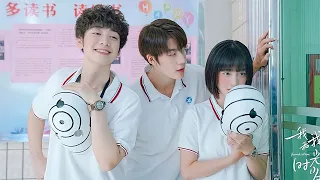 بنت كيوت بتدخل مدرسة جديدة فبتلاقي اجمل شباب بيطاردوها وعايزين يبقوا معاها ملخص مسلسل 