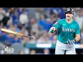 Download Lagu Cal Raleigh VERNIETIGT een homerun en brengt de eerste ALCS-wedstrijd tussen de Mariners en de Bl...