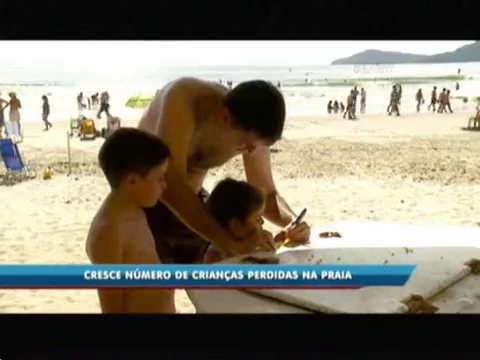 Cresce o número de crianças perdidas na praia