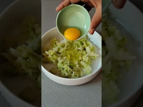 ১০ মিনিটে মুচমুচে বাঁধা কপির পাকোড়া 🔥 #shorts #trending #food #homemade #recipe #viralvideo
