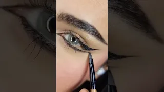 احلى و اسهل طريقة لتكبير العيون Makeup Eyemakeup ميكب توتوريال ايلاينر ميكب Explore 