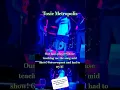 Download Lagu Bass player teaches song live on stage. #bassplayer #awesome #covermusic #rapper #guitarplayer