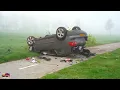 Download Lagu Auto slaat over de kop en ramt twee bomen om in Donderen