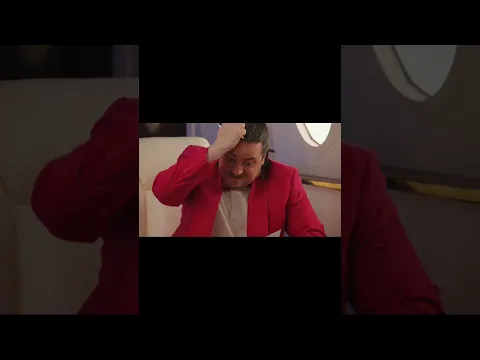 Arin??? On a PLANE? Anxiously doing MATH??? WHAT’S GOING ON (link in profile!!!!!!!!)