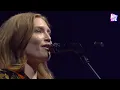 Freya Ridings - Weekends (Live at Hits Live)