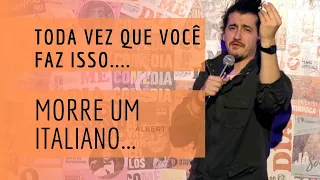 TODA VEZ QUE UM BRASILEIRO FAZ ISSO, MORRE UM ITALIANO..... @AfonsoPadilhaComediante