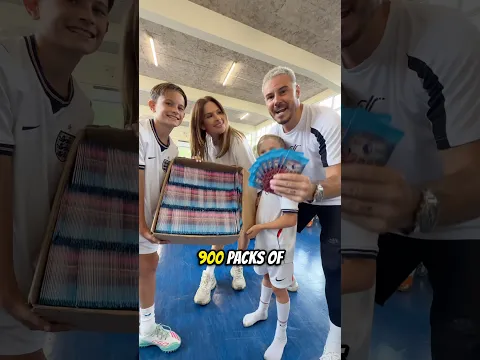 OPENING 900 @Topps PREMIER LEAGUE CARDS IN 10 SECONDS!🤩🤯 #Shorts #Football #PremierLeague