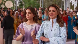 حفل العشاء الذي أقامته جلالة الملكة رانيا العبدالله بمناسبة زفاف الأمير الحسين والآنسة رجوة 