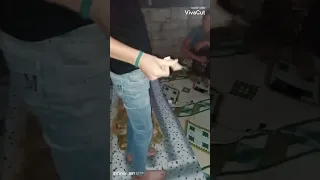 واذا الشغلي بلفلوس العملا احنا نطبعها 