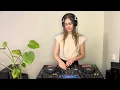 Download Lagu Just a chill girl mix (deep house/techno)