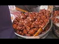 Download Lagu Lekker! Populaire noedelsoep met gebakken varkensribbetjes en kleefrijst met champignons