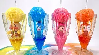 アンパンマンとバスボールで水遊び🫧バスボムを全部まぜたら何色になるかな？