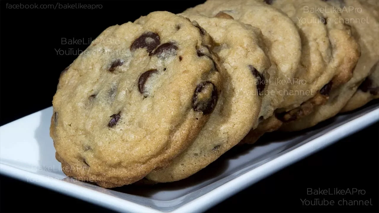 Levain Bakery Chocolate Chip Cookie Recipe. 